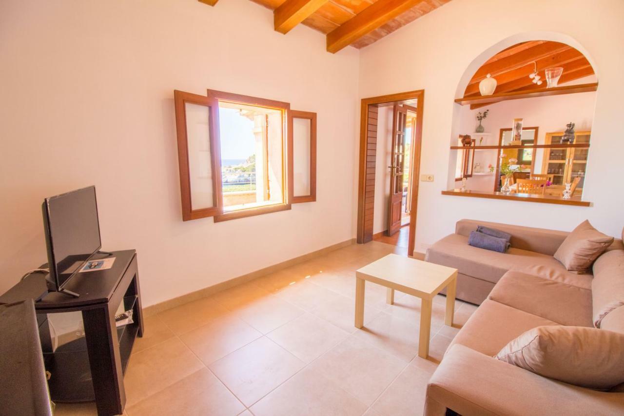 Beautiful Private On The Sea Villa Santanyi